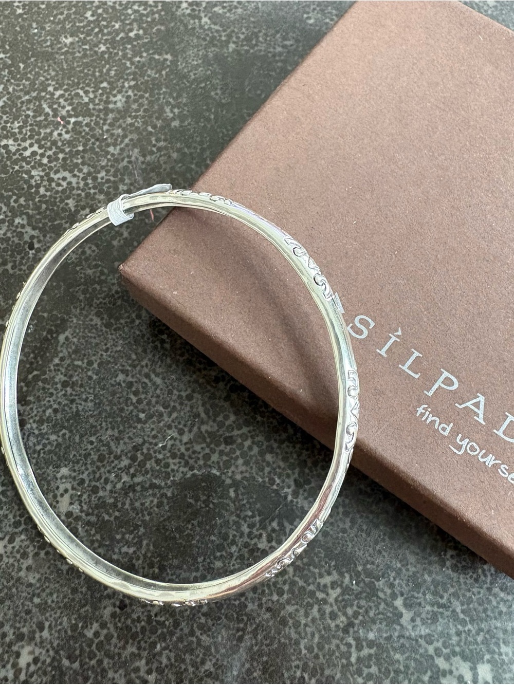 Silpada .925 Sterling Silver Willow Bangle Bracelet - Picture 3 of 6